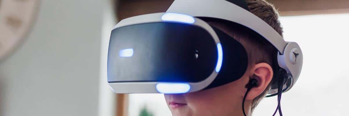 Read more about the article 15 Best Augmented Reality Games For Your Stress Relief