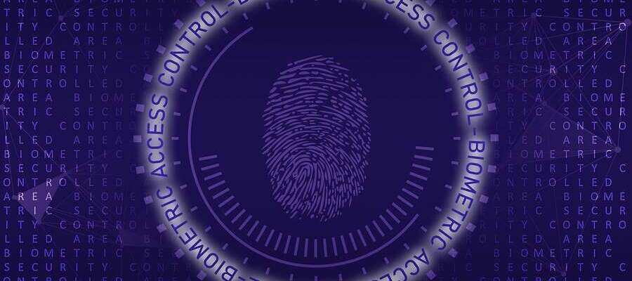 A fingerprint data is analysed with biometric authentication methods.